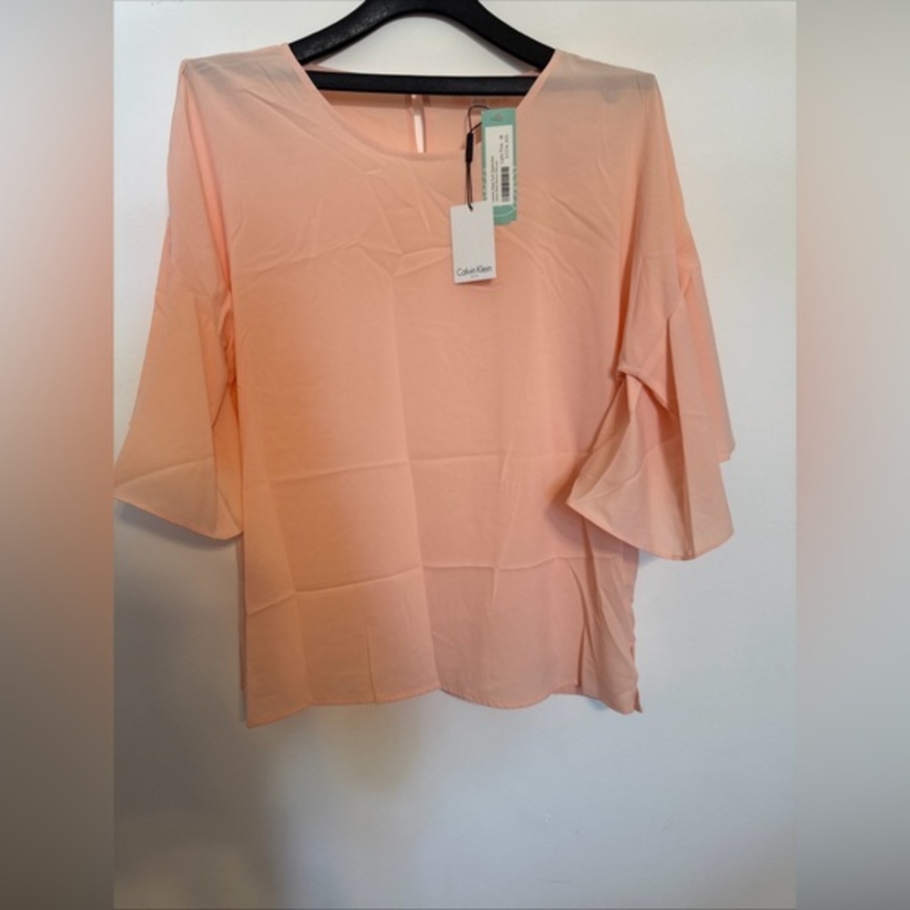 Calvin Klein Cream 3/4 Sleeve Flutter Blouse Relaxed Fit
